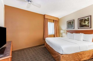 la quinta inn and suites by wyndham orlando south