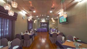 Rose Garden Hotel Apartments - Bur Dubai,Near Burjuman Mall,3 star