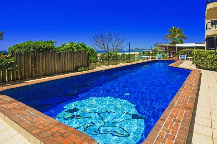 pelican sands beach resort