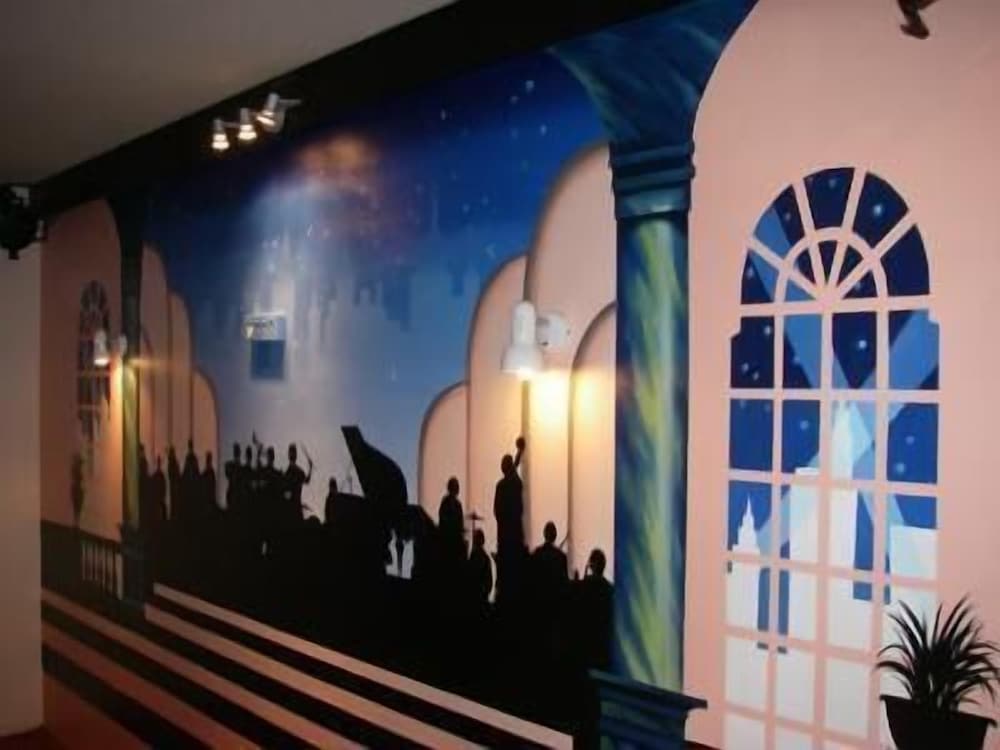 le george motel