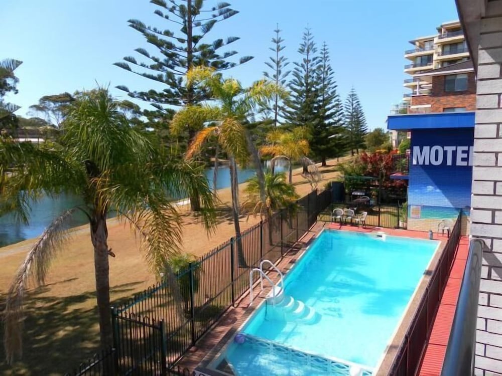 le george motel