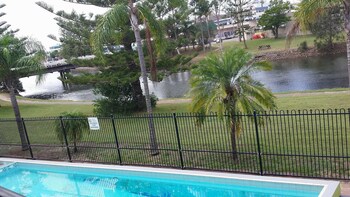 le george motel