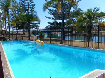 le george motel