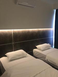 Hotel Grand,Sarajevo>>Bosnia,3.5 star