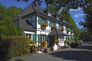 Wißkirchen Hotel & Restaurant,Burscheid>>Bergisch Gladbach,4 star
