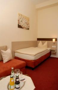 Hotel Wuppertaler Hof,Remscheid>>Essen,3 star