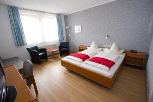 Hotel Sonnenkeller,Neu-Ulm>>Finningen,2 star