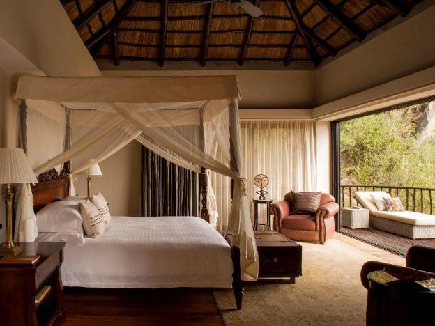 four seasons safari lodge serengeti