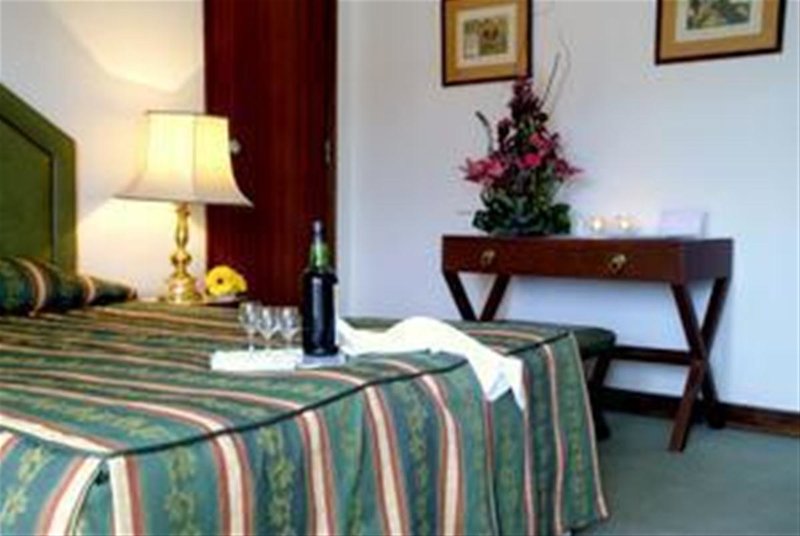 cascais city beach hotel