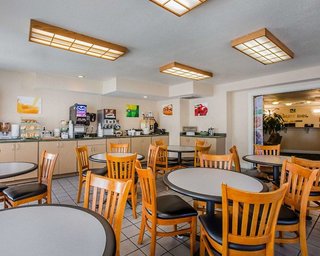 Quality Inn Redding Near I-5,Shasta>>Redding,3 star