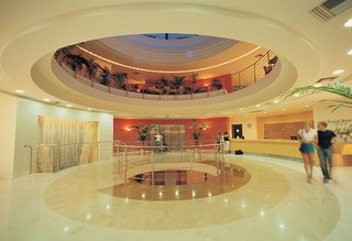 grand hotel holiday resort