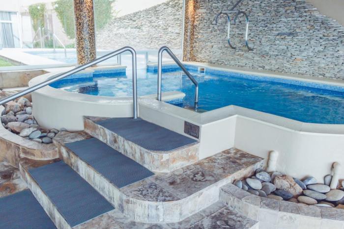 hotel las rocas