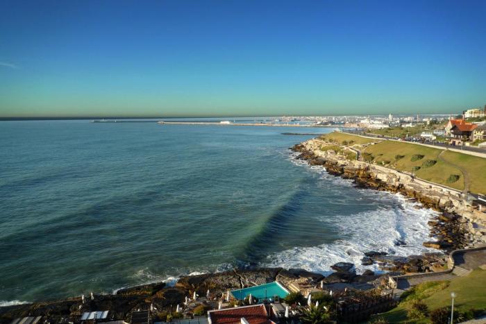 hotel las rocas