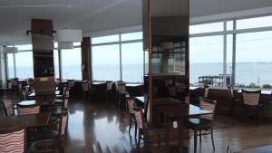 hotel las rocas