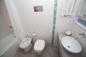hotel las rocas