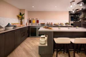 vancouver airport marriott