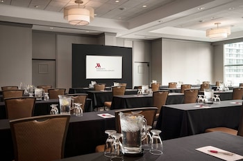 Vancouver Airport Marriott,Vancouver>>Richmond,4 star