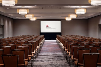 Vancouver Airport Marriott,Vancouver>>Richmond,4 star