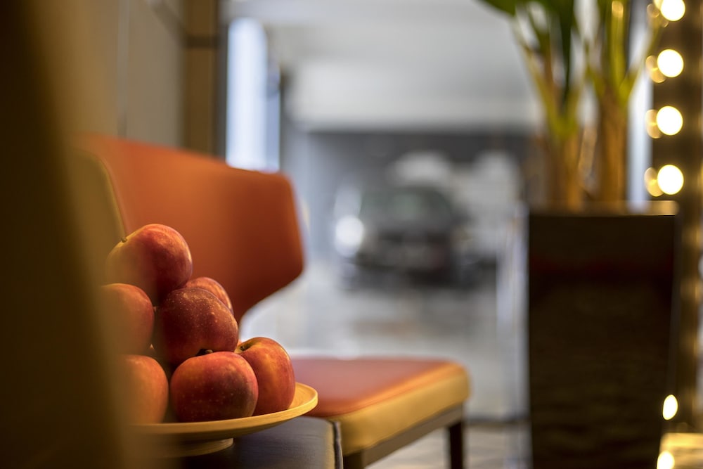 hotel 81 premier hollywood