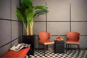 hotel 81 premier hollywood