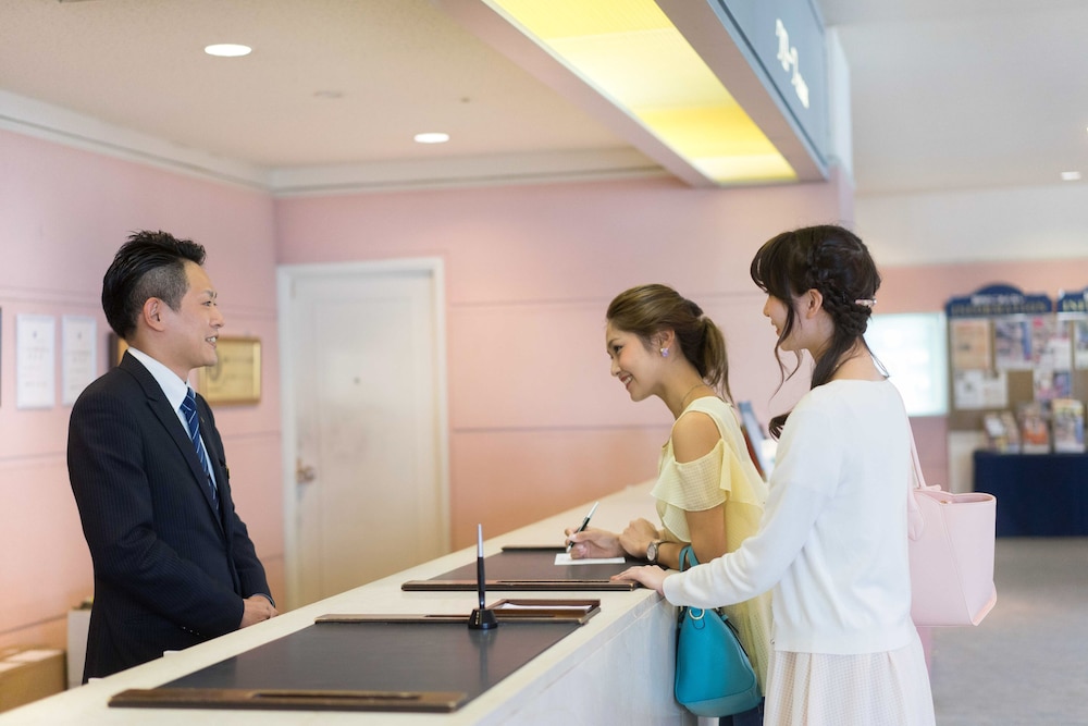 mercure fukuoka munakata resort and spa