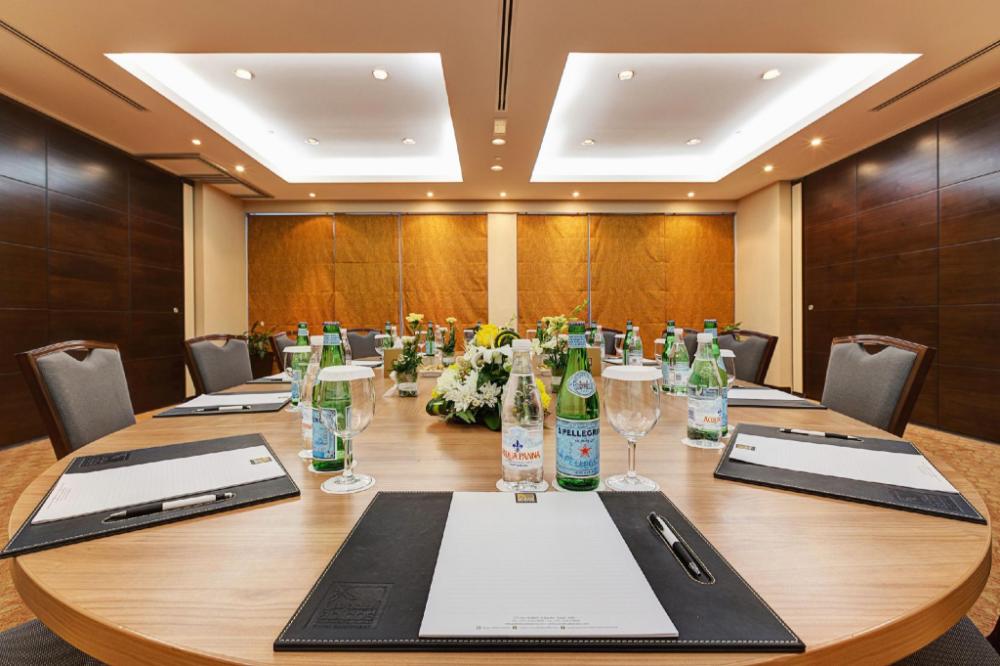 icon delux hotel apartments al barsha