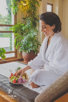 pastoral hotel kfar blum