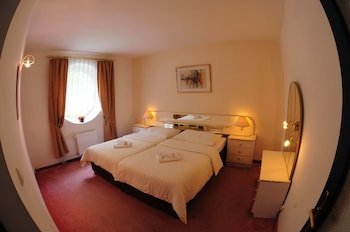 Interhotel America,Prague>>Pisek,4 star