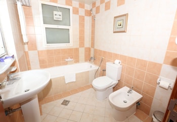 clifton international hotel