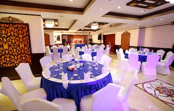 clifton international hotel