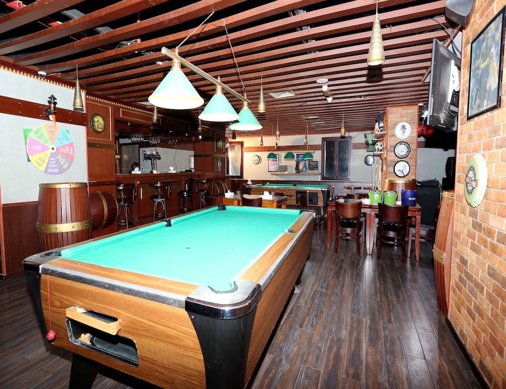 clifton international hotel