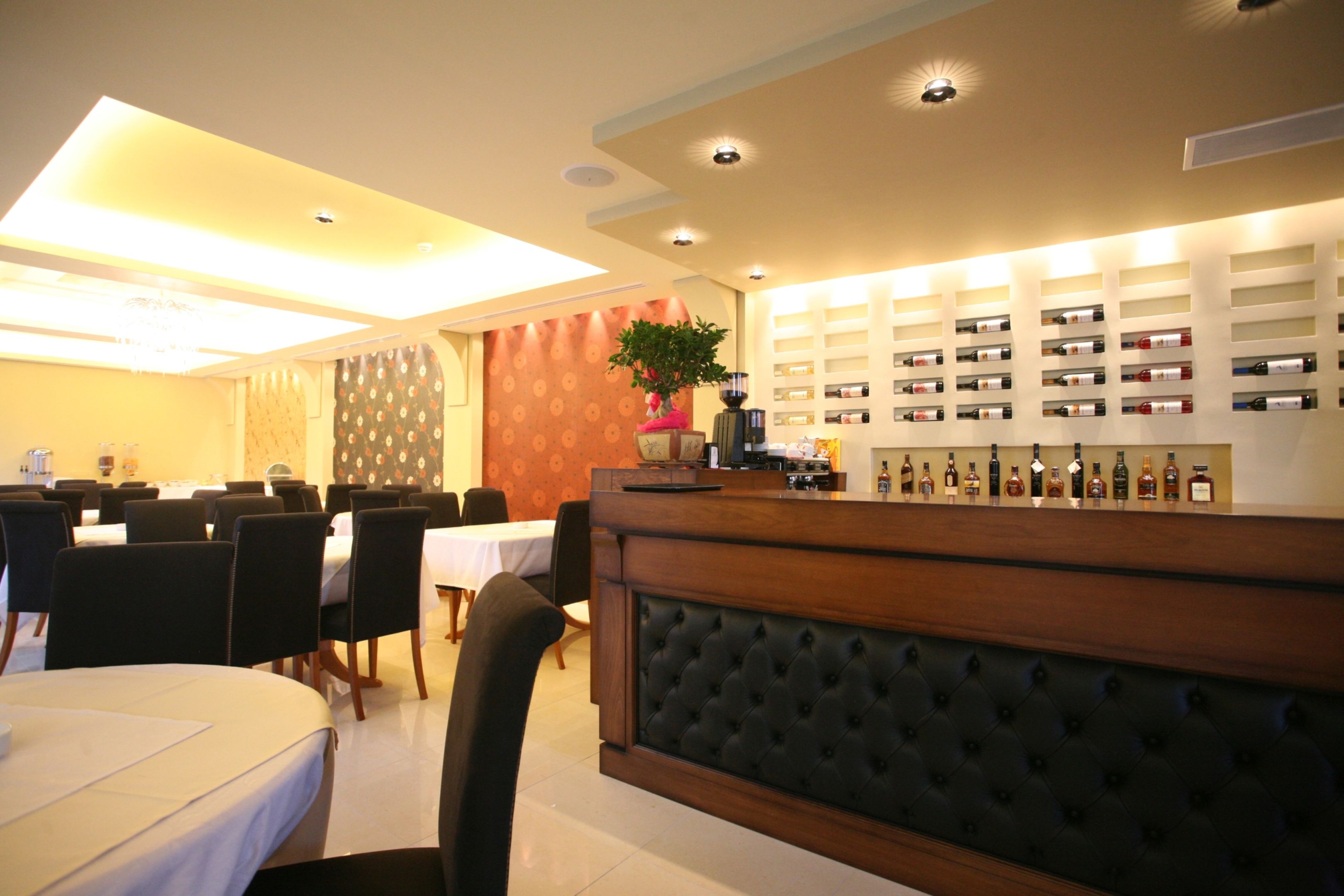 tesoro hotel