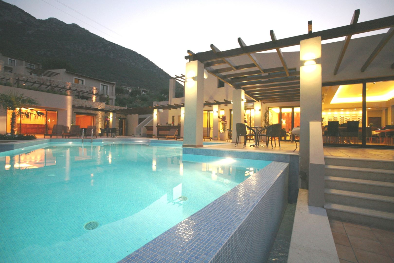 tesoro hotel