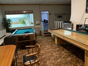 sword motor inn