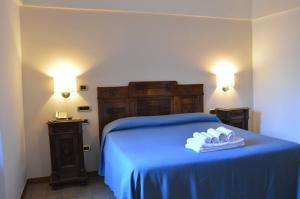 s martin hotel