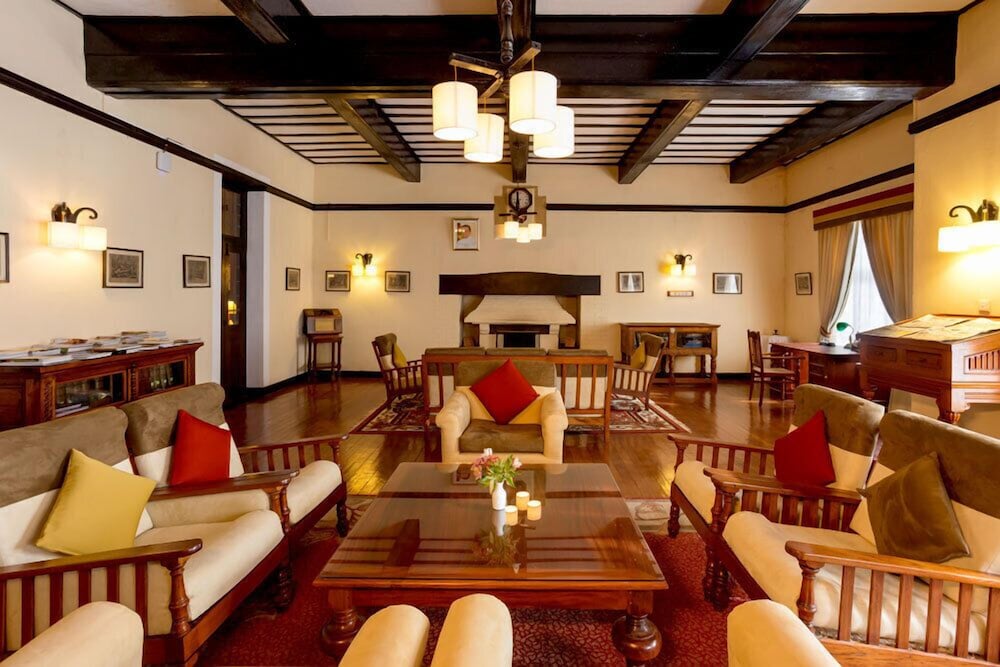 The Hill Club,Nuwara Eliya>>Kandy,4 star