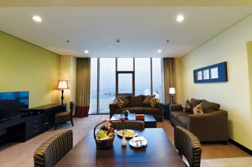 orange suites hotel