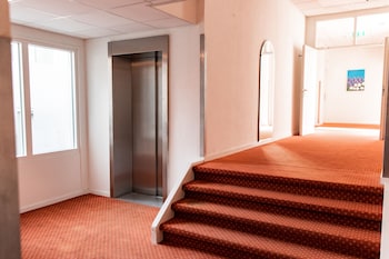 Ambassador City Centre Hotel,North Holland>>Haarlem,4 star