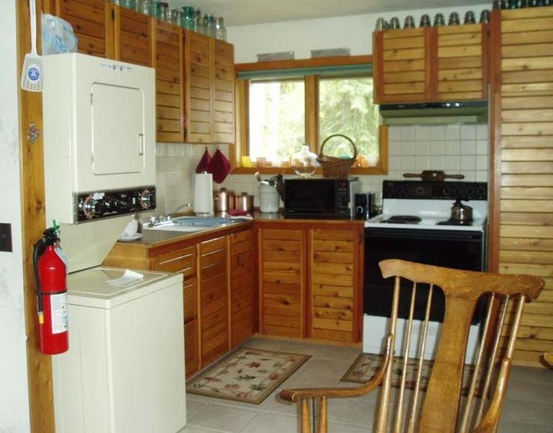 A Taste Of Alaska Lodge,,3 star