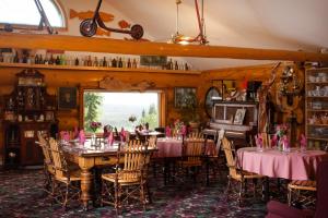 a taste of alaska lodge