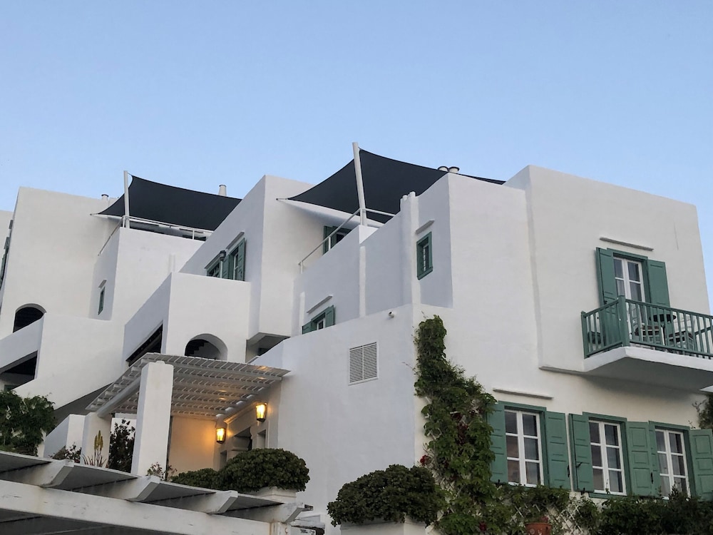 niriedes hotel