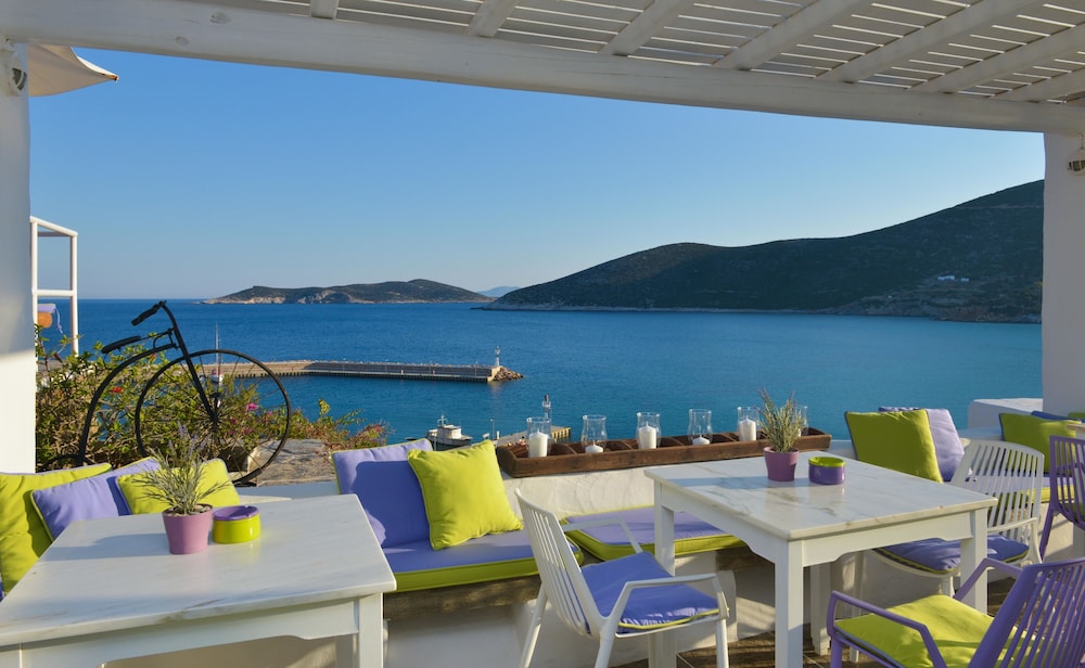 niriedes hotel