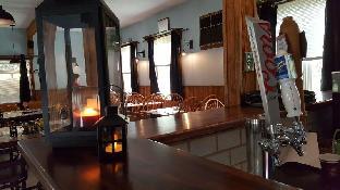 Kouch Chalets,,2 star