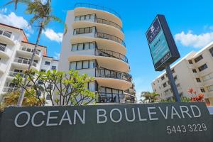 ocean boulevard
