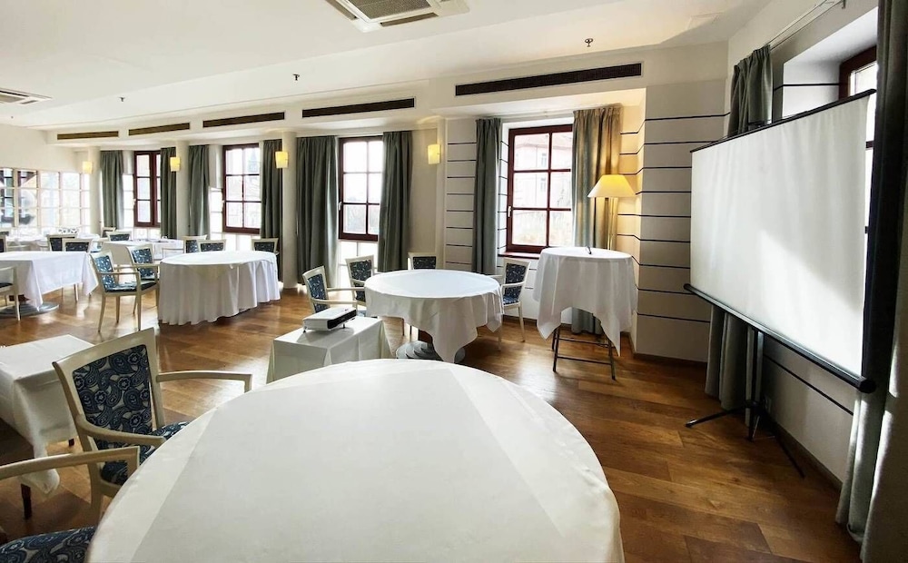 hotel hoffmeister