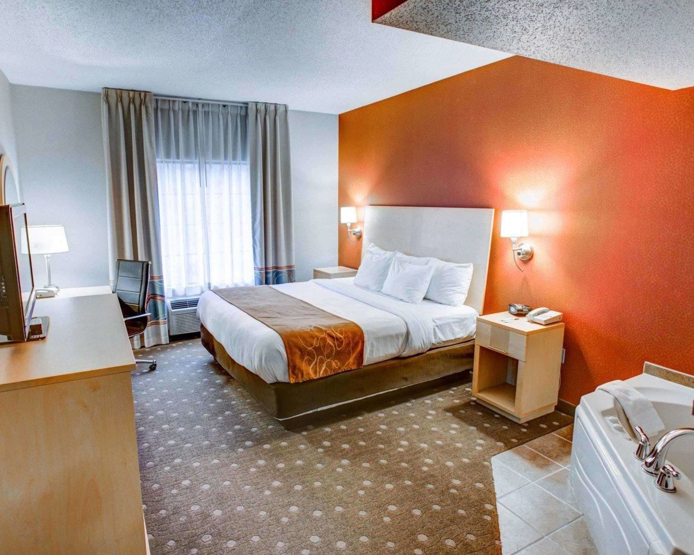 comfort suites pittsburgh airport