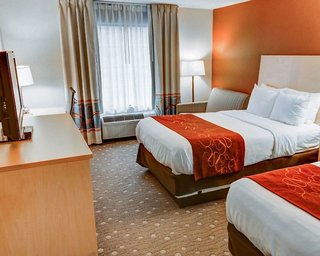 Comfort Suites Pittsburgh Airport,Coraopolis>>Allegheny County,3 star