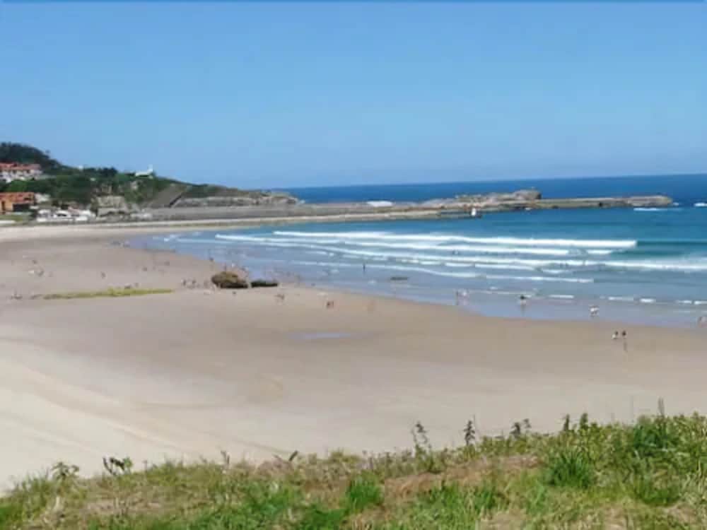 hotel playa de meron