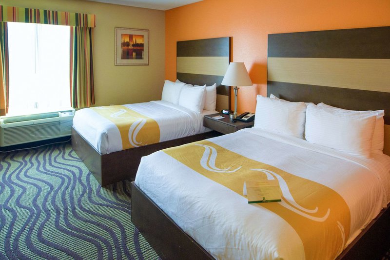 onyx suites wolfchase