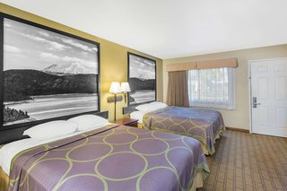 super 8 by wyndham corning